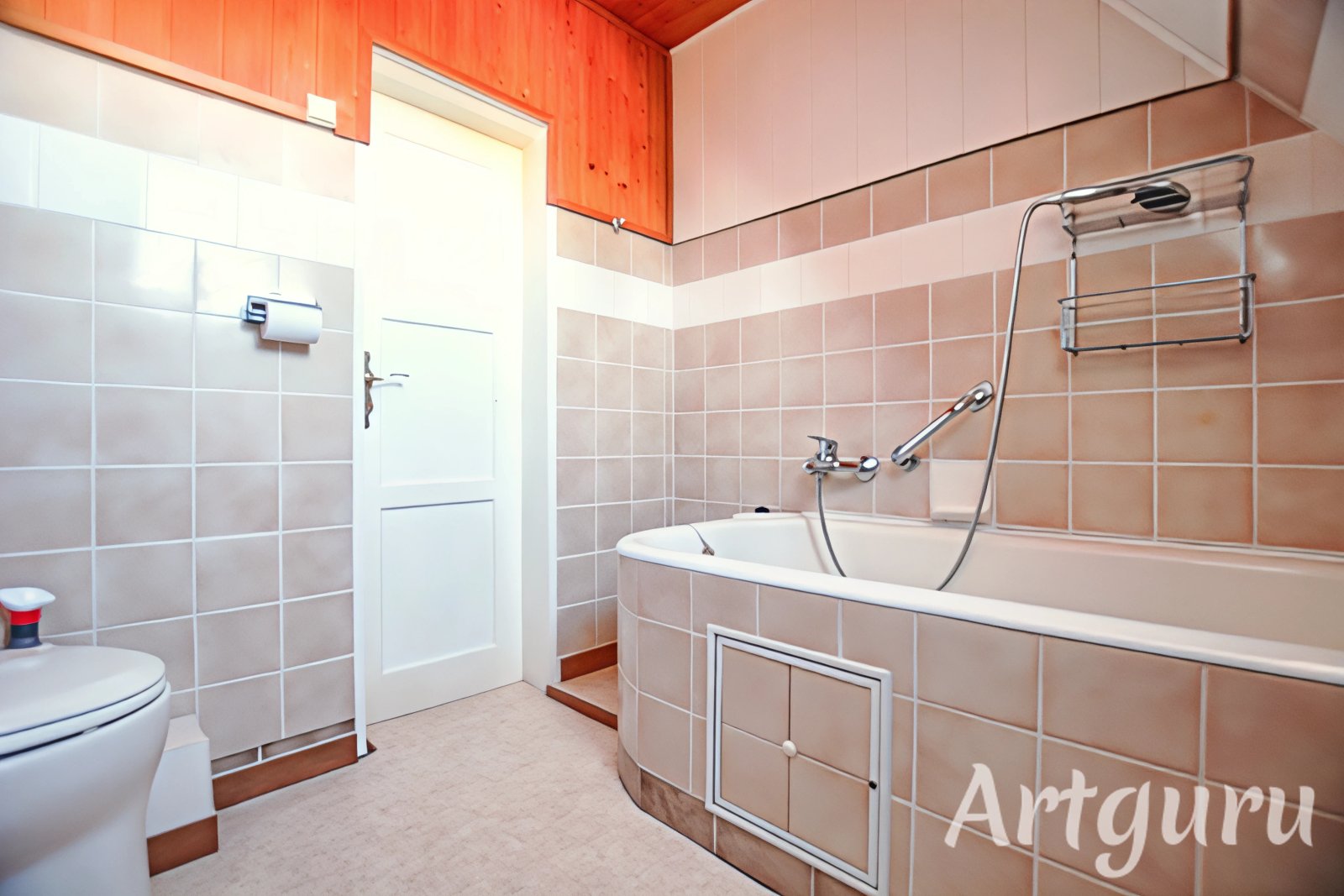 Charmante Doppelhaushälfte mit großzügigem Garten- ideal für Familien und Paare!