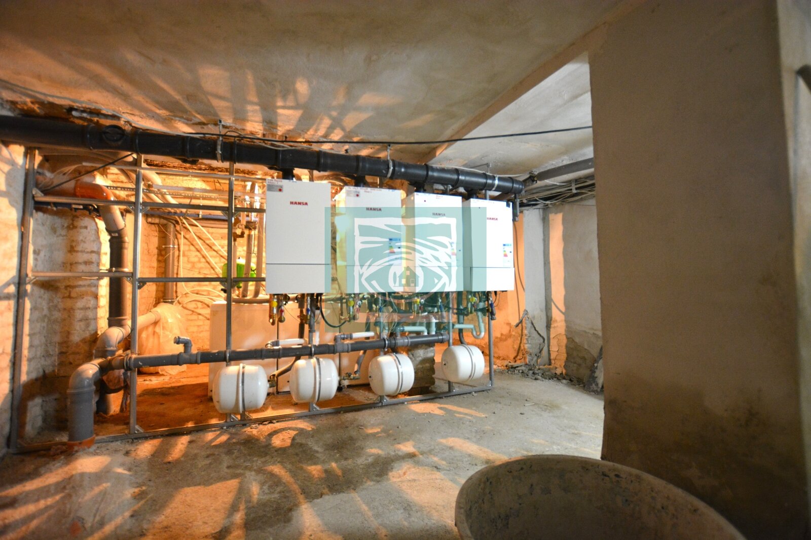 Güttin: Saniertes Mehrfamilienhaus mit 20 WE als solide Kapitalanlage!