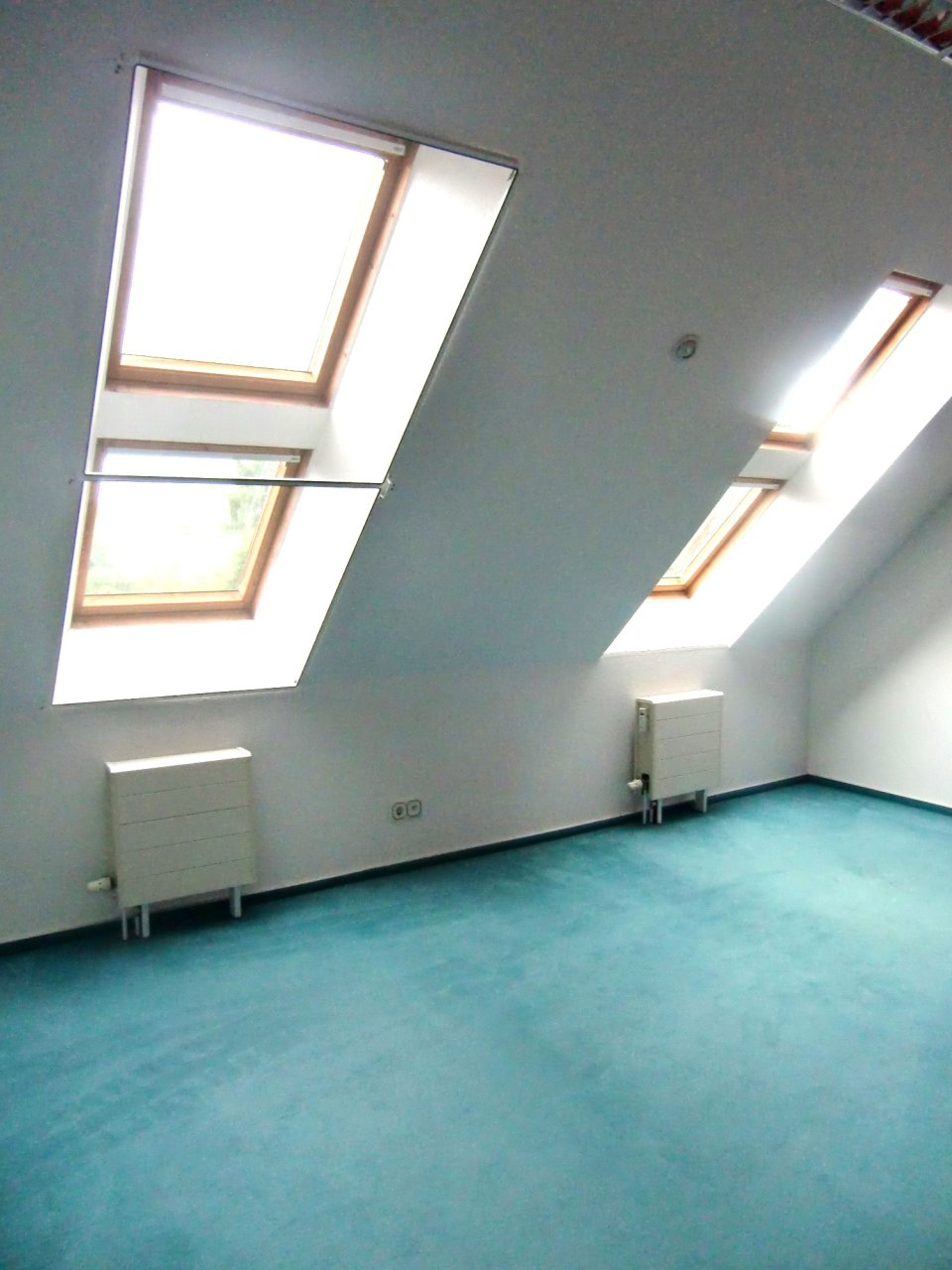 Kapitalanleger aufgepasst! Mehrfamilienhaus in bester Lage zu verkaufen!