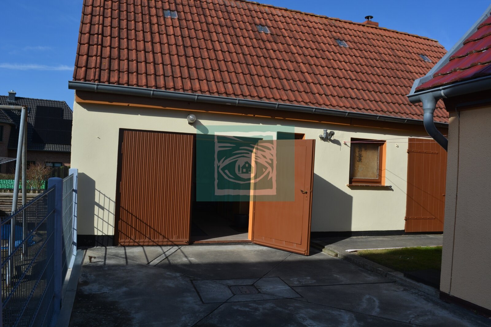 Großes Einfamilienhaus mit ELW und viel Nebengelass in Bergen auf Rügen!