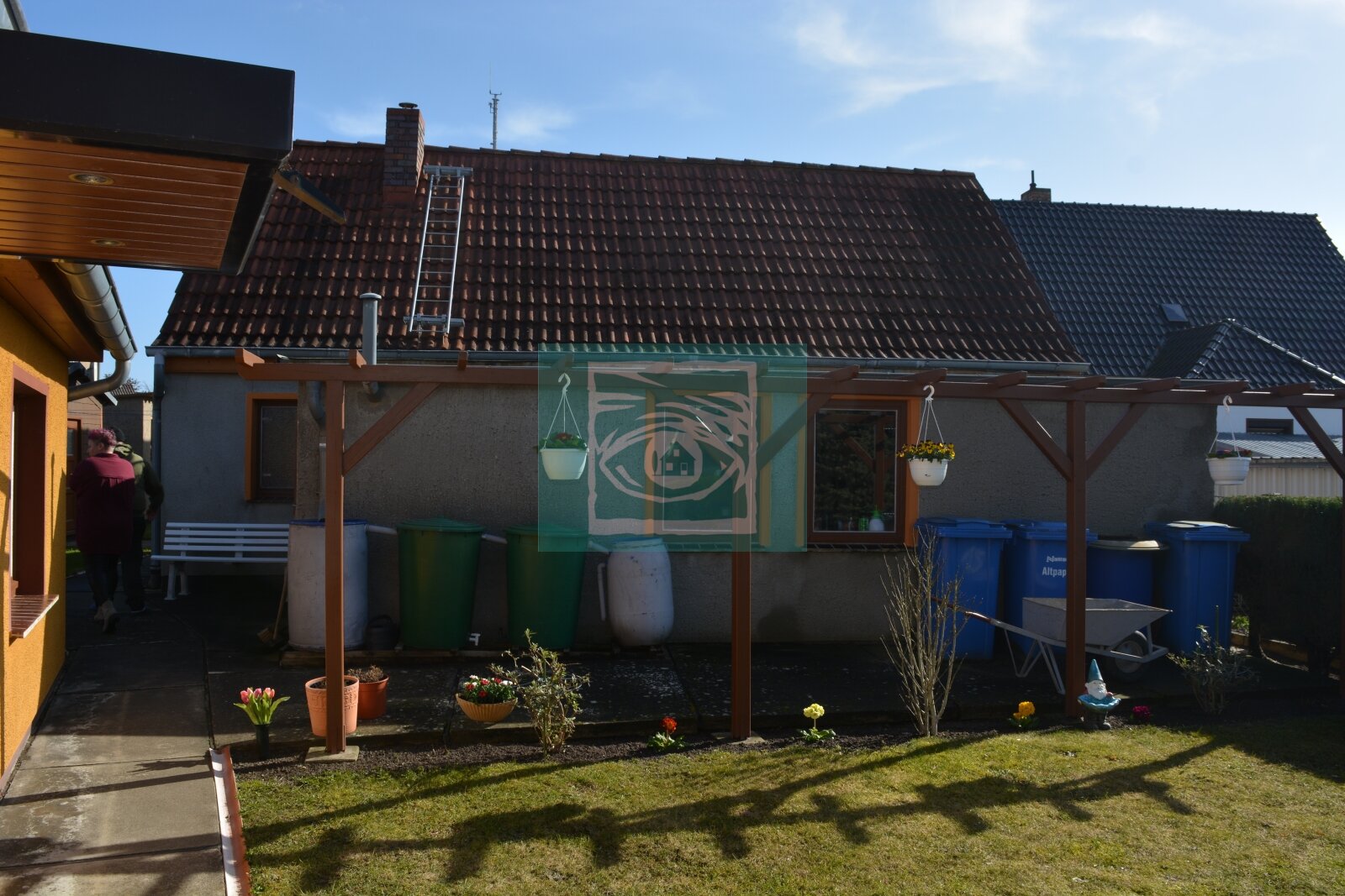 Großes Einfamilienhaus mit ELW und viel Nebengelass in Bergen auf Rügen!