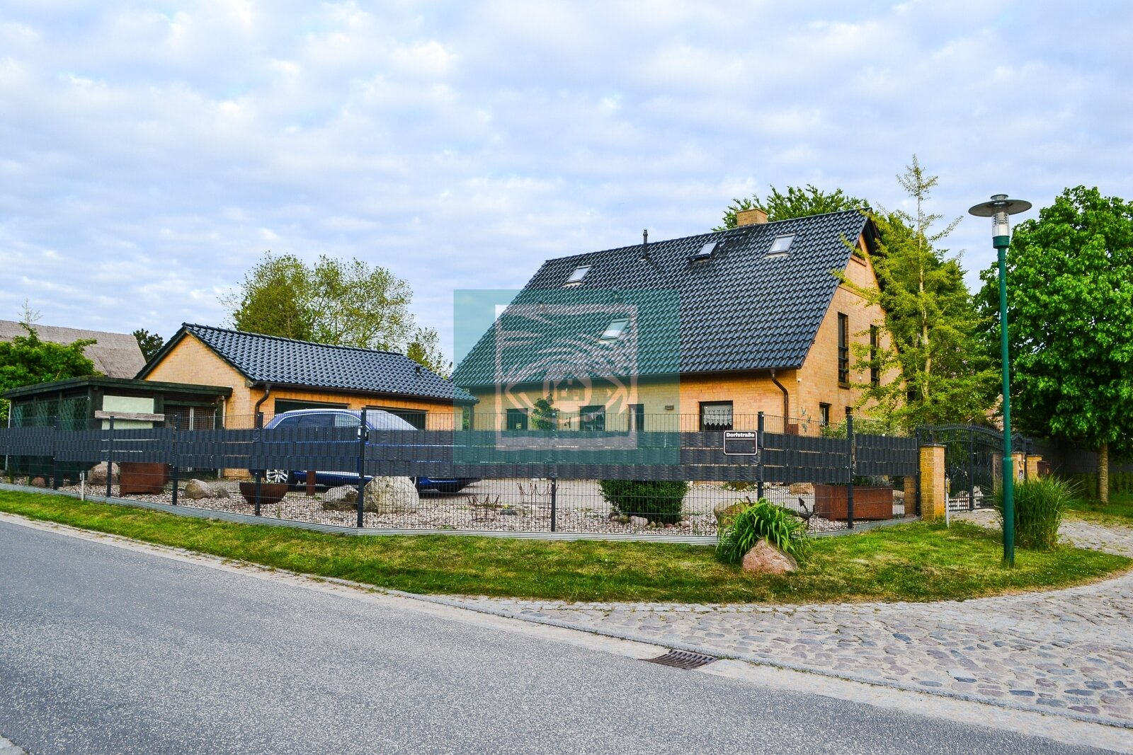 Glowe/Polchow: Wunderschöne Wohnimmobilie in ländlicher Umgebung und Wassernähe! 