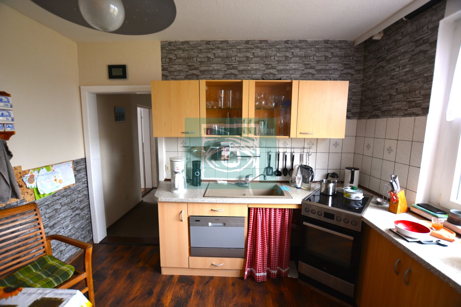 Große Doppelhaushälfte auf langestrecktem Areal in Stoltenhagen zu verkaufen!