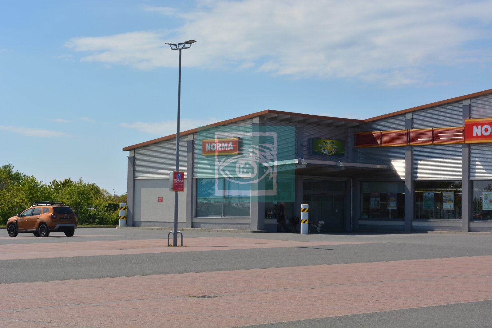 Dranske: Vielseitige Ladenfläche im Discounter-Umfeld zu vermieten! 