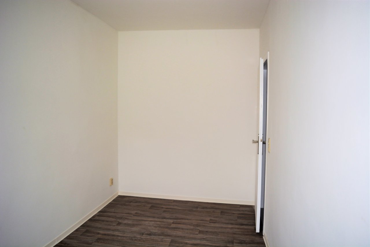 Schlafzimmer EG links Schlafzimmer EG links