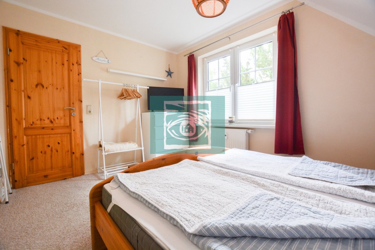 FeWo DG - Schlafzimmer FeWo DG - Schlafzimmer