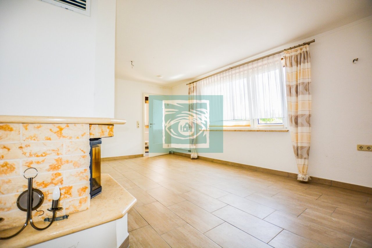 Wohnzimmer Haupthaus EG