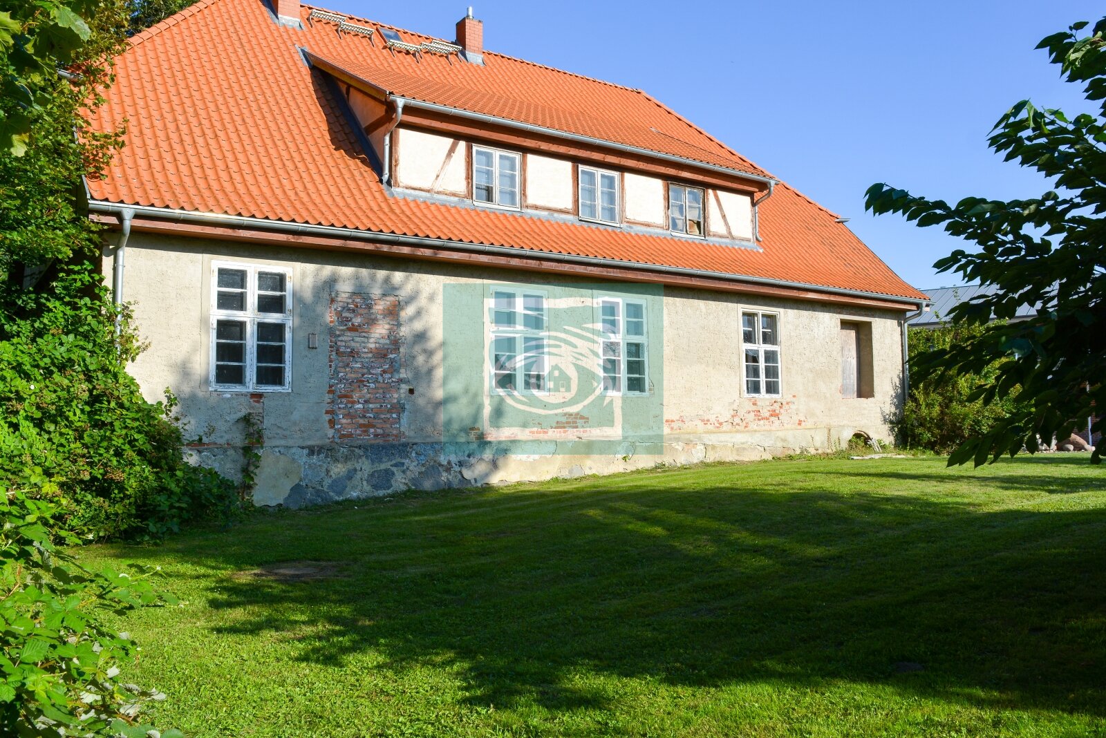 Altes Pfarrhaus - Seitenansicht