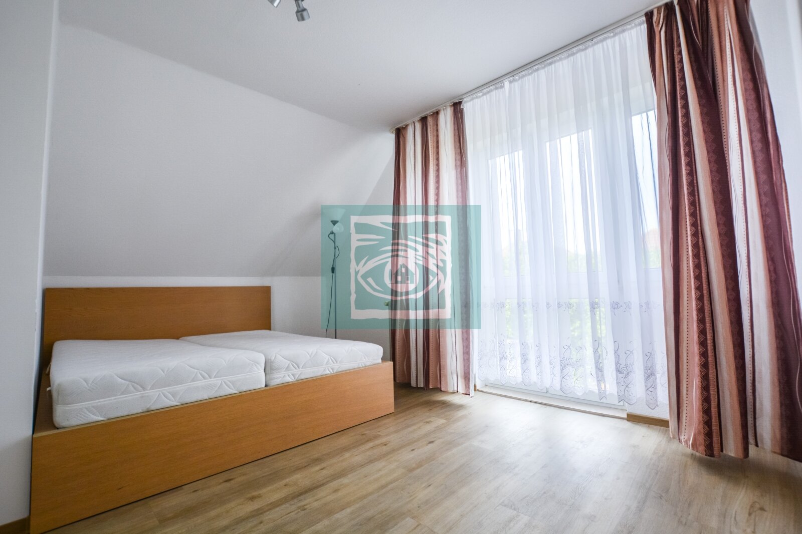 Wohn- / Schlafzimmer WE 4 (Haus A)