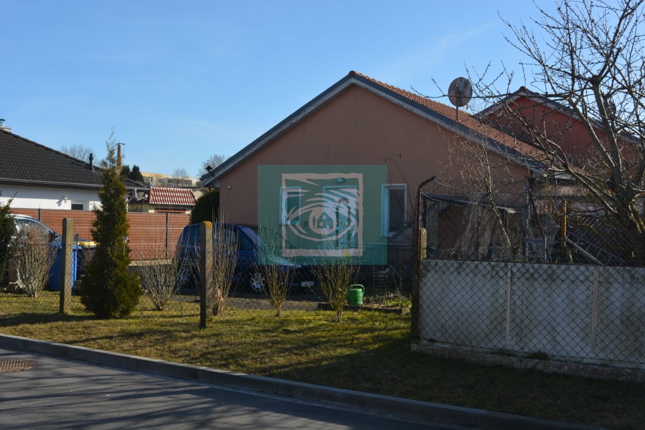 Reihenendhaus Giebelseite