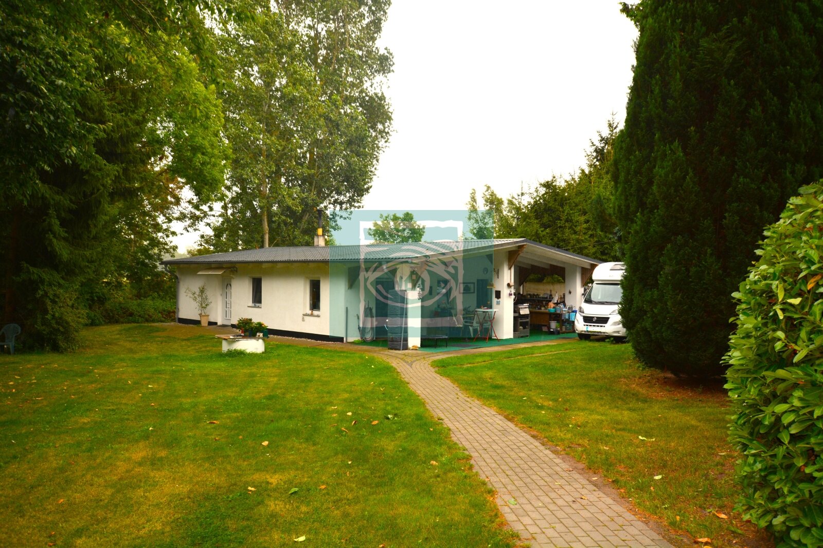 Einfamilienhaus / Bungalow