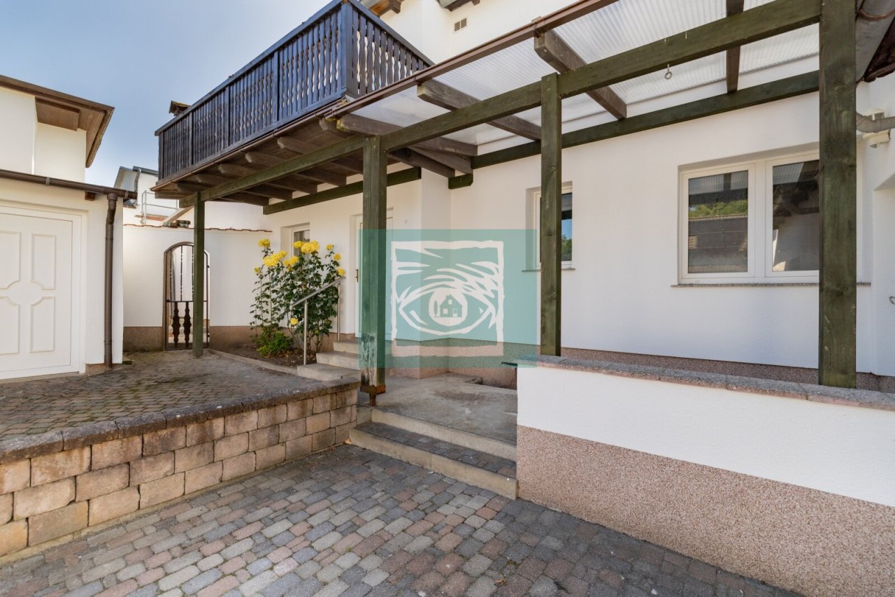 hinterer Eingangsbereich vorderes Haus